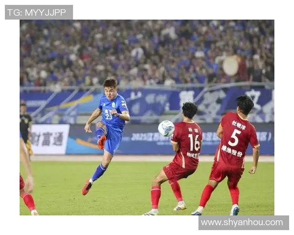 球员亲自解说精彩足球比赛回放带你重温赛场瞬间与战术分析