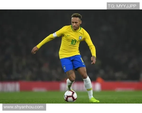 内马尔的传奇之路：从巴西小将到全球足球巨星的成长历程