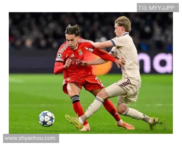 施坦尼斯对阵本菲卡的精彩较量揭示足球战术与球队风格的碰撞